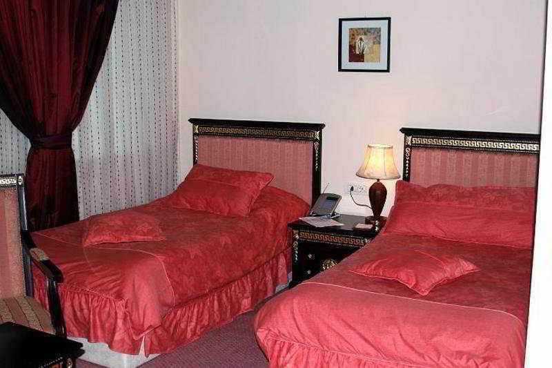 שקודר Grand Hotel Europa מראה חיצוני תמונה