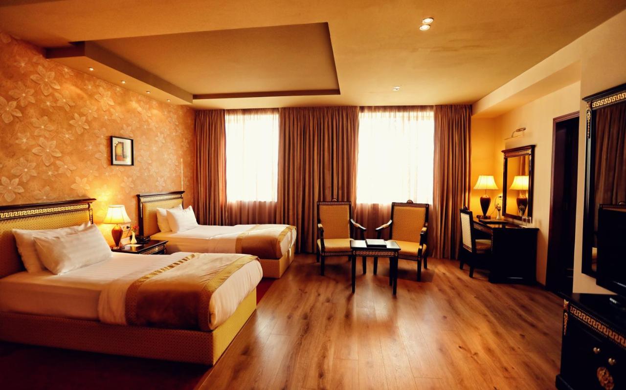 שקודר Grand Hotel Europa מראה חיצוני תמונה